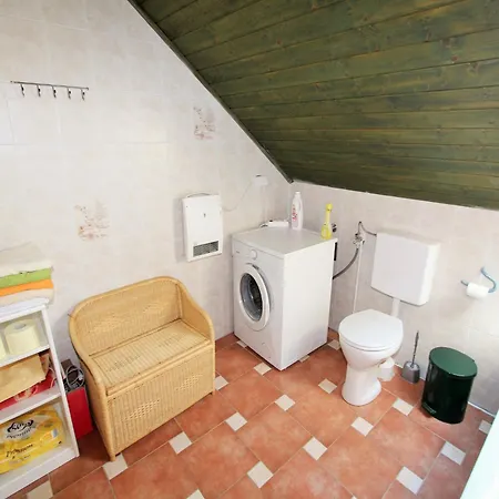 In Koettmansdorf Near Keutschacher Wurdach