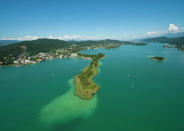 In Koettmansdorf Near Keutschacher Wurdach